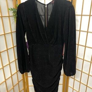 Chic Black Long Sleeve Dress